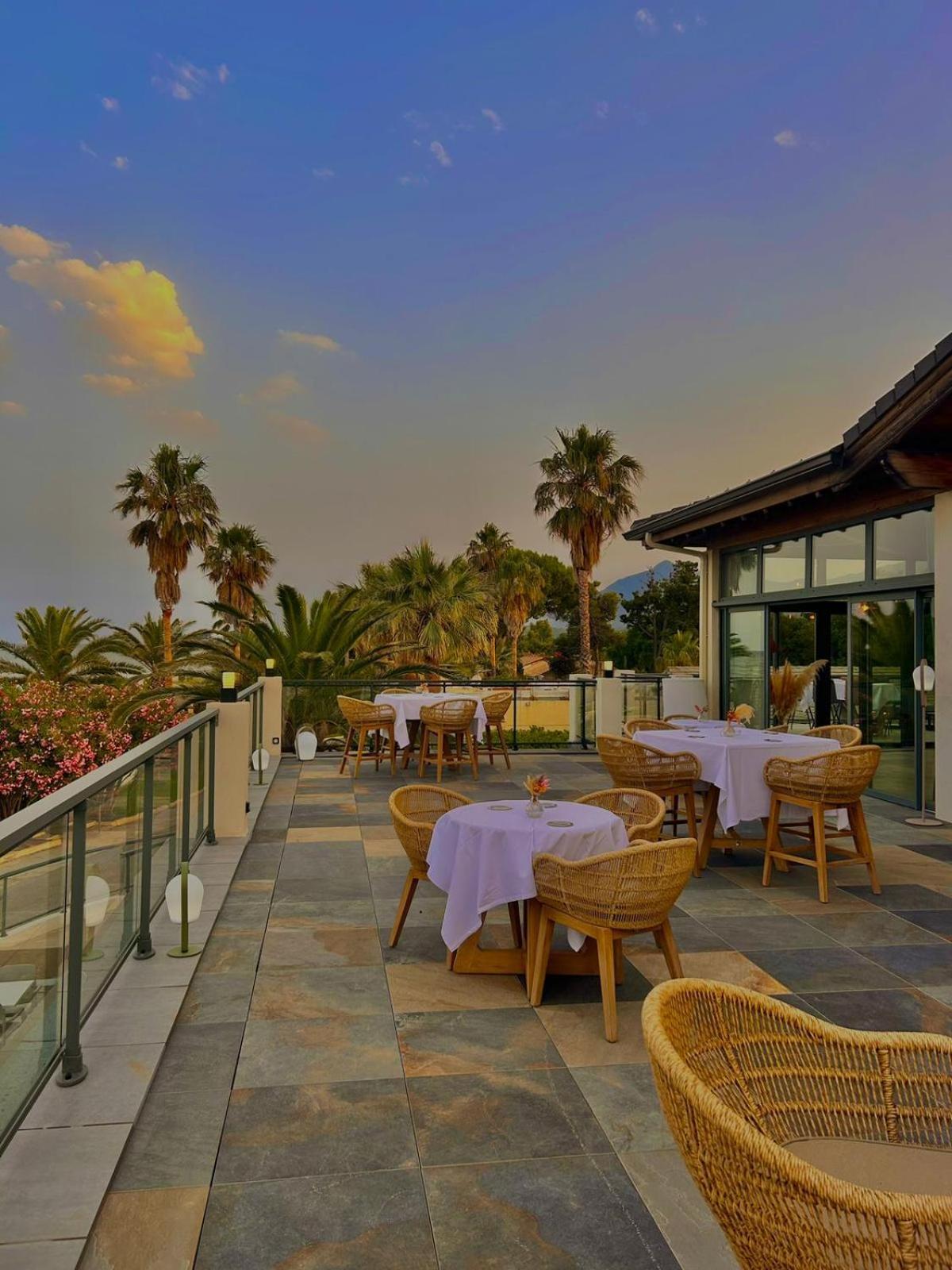 Hotel & Restaurant San Pellegrino Folelli Exterior photo
