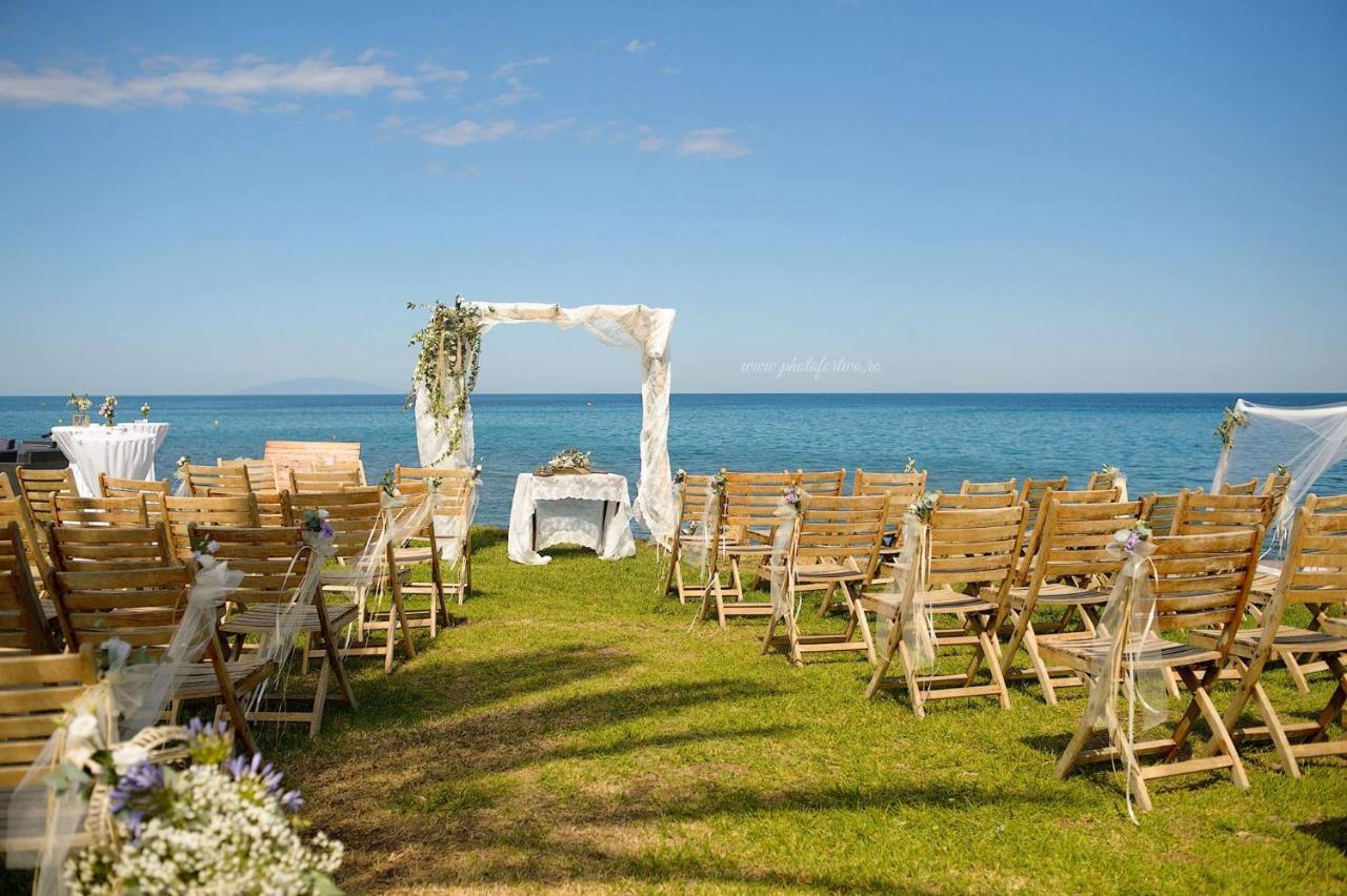 Hotel & Restaurant San Pellegrino Folelli Exterior photo