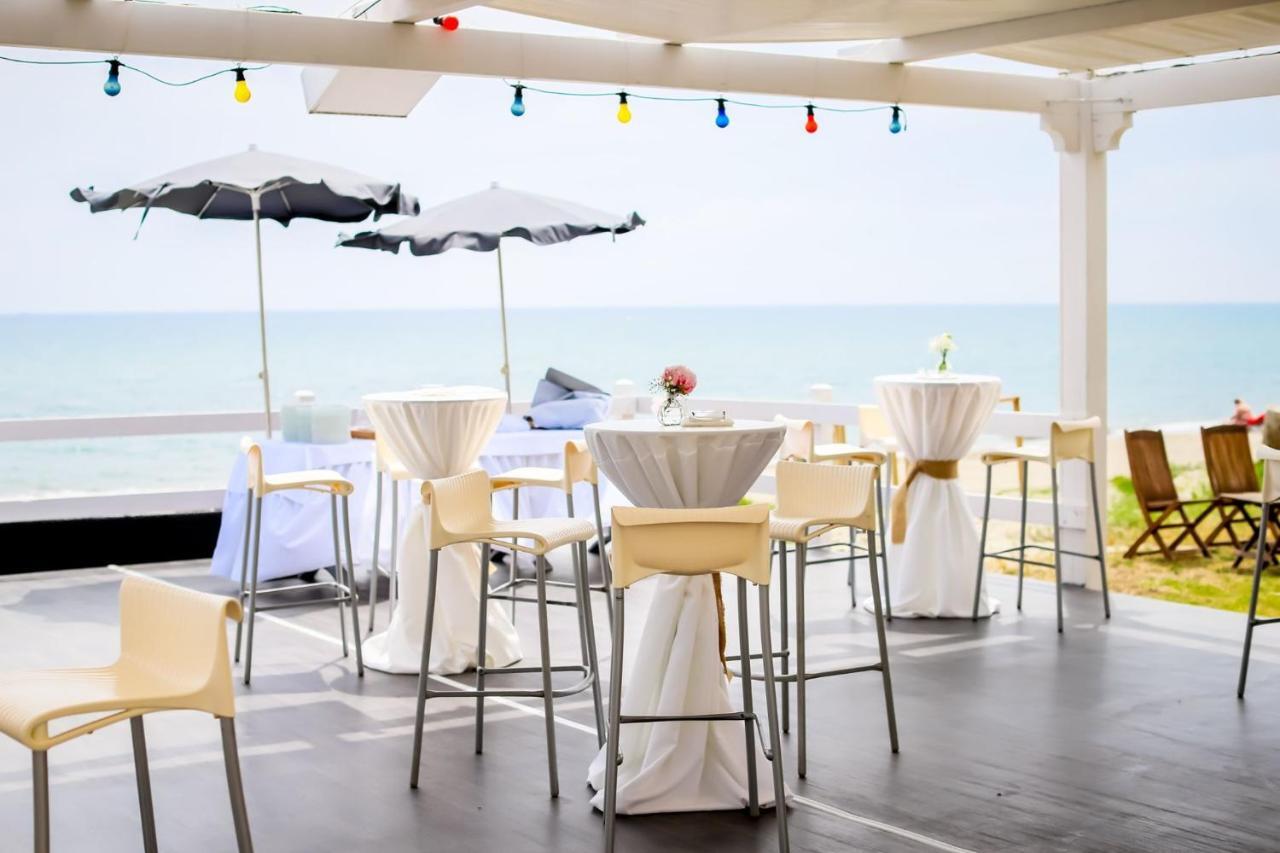 Hotel & Restaurant San Pellegrino Folelli Exterior photo